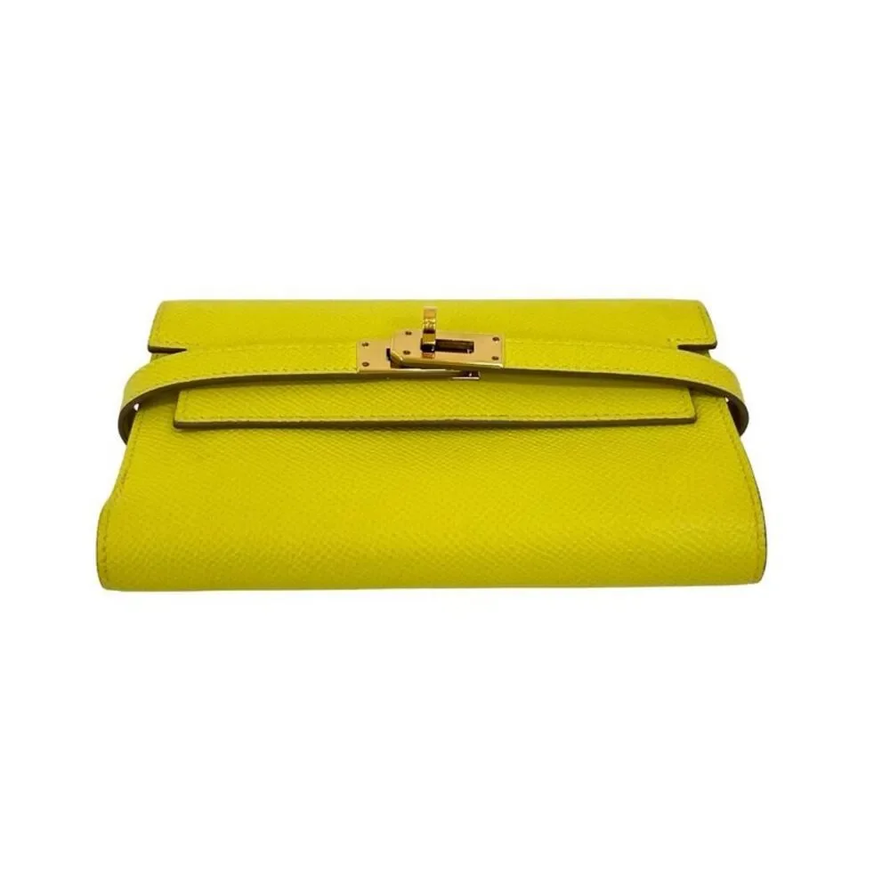 Hermès delivery duty